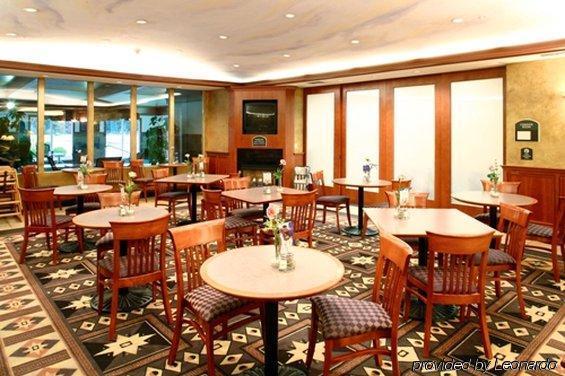 Express North By Ihg Vancouver